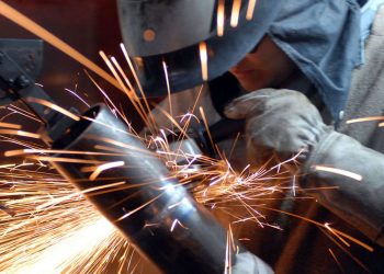 Setor industrial demonstra otimismo com a economia nos próximos meses