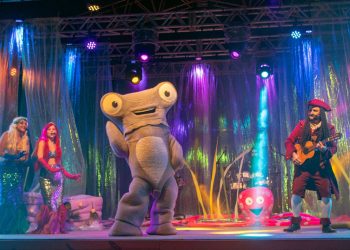 Musical “O Tubarão Martelo e os Habitantes do Fundo do Mar” chega a Ipatinga