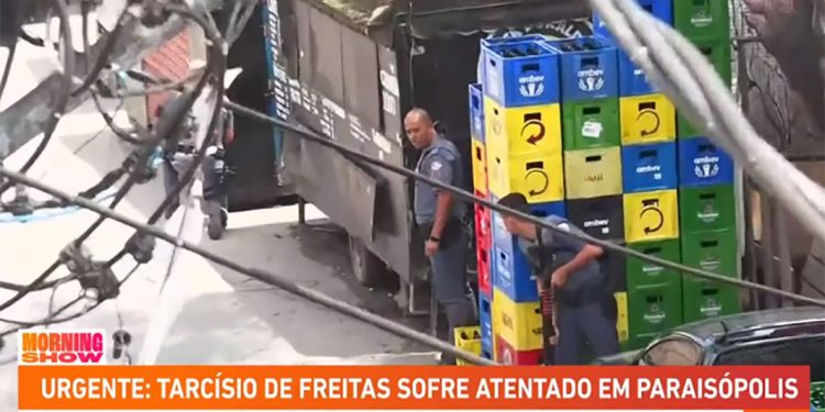 Tarcísio de Freitas sofre atentado na comunidade de Paraisópolis (SP)