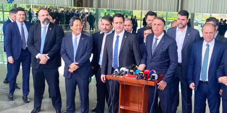 Bolsonaro já recebeu apoio de 11 governadores para o 2° turno