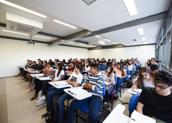 Falta 1 mês para o primeiro dia de provas do Enem 2022