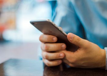 Cartilha traz medidas de segurança para uso de celulares e tablets