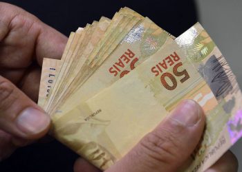 Bancos já podem fazer empréstimo consignado do Auxílio Brasil e BPC