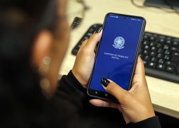 Mais de 11,5 mil vagas de emprego estão abertas em postos do Sine