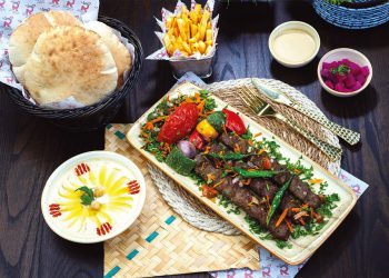 Clube Libanês de Belo Horizonte realiza tradicional jantar árabe
