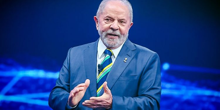 Lula pode tomar armas de CACs vendidas no governo Bolsonaro