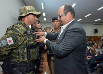Policiais militares de Minas começam a utilizar câmeras nas fardas