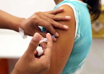 Começa hoje a vacinação ampliada contra meningite em Minas