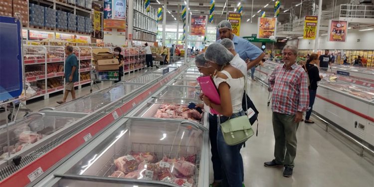 Vigilância Sanitária incrementa fiscalização em estabelecimentos de Ipatinga