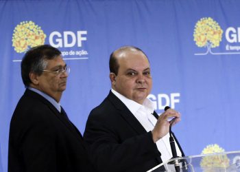 Governador do DF fala em acelerar desmobilização de acampamentos em QG