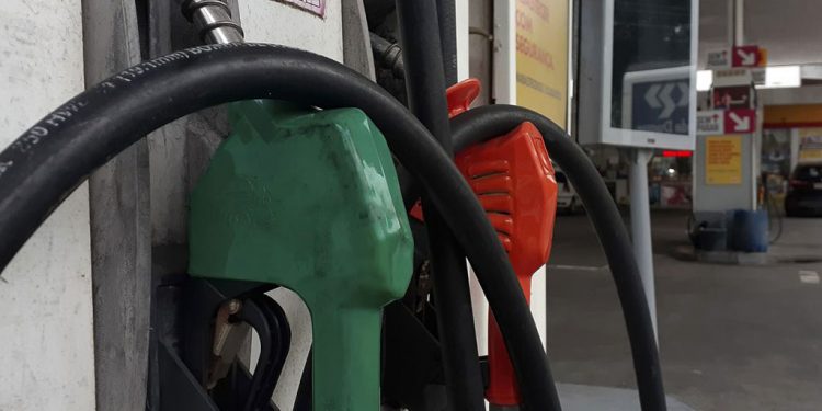 Petrobras reduz preços da gasolina e do diesel para as distribuidoras
