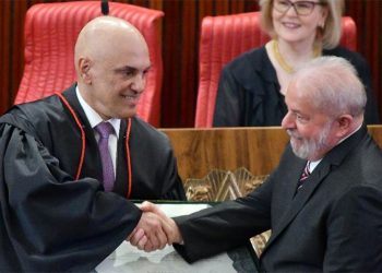 Como foi o samba na casa de Kakay em que Lula e Moraes participaram