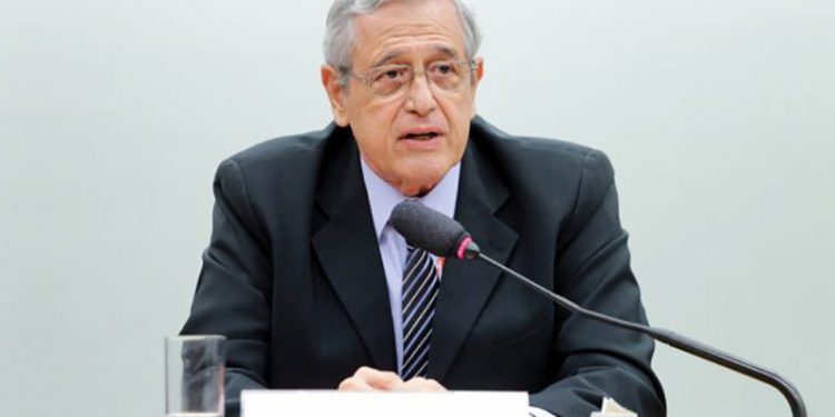 General da reserva revela plano do PT para as Forças Armadas