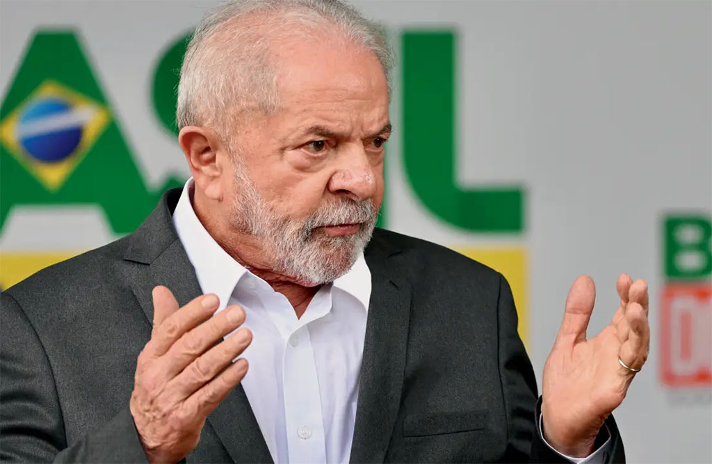 Folha: Lula demite comandante do Exército após crise de confiança