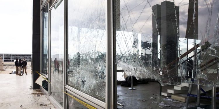 Supremo abre mais três inquéritos sobre atos de vandalismo em Brasília