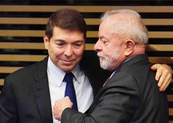 Grupo de ex-vice presidente de Lula pode fechar as portas