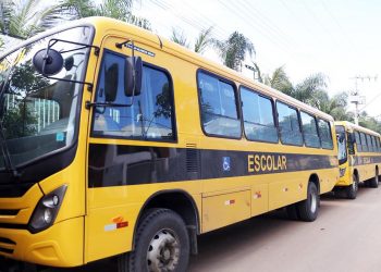 Fabriciano renova frota de transporte escolar   