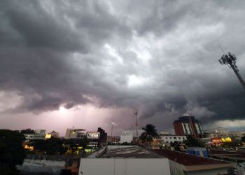 Mais de 560 cidades mineiras estão sob alerta de temporais