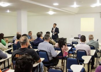 Lideranças do Vale do Aço se reúnem em encontro da ARMVA