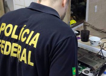 PF faz operação contra falsificação de diplomas de medicina