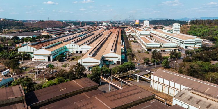 Usiminas registra lucro líquido de R$ 2,1 bi em 2022