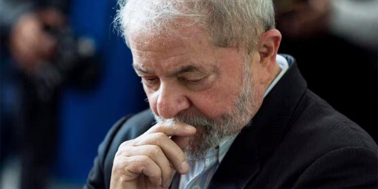 Oposição quer impeachment de Lula após declarações sobre Moro