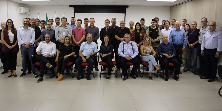 Secretária de Estado de Meio Ambiente apresenta projetos ambientais para o Vale do Aço