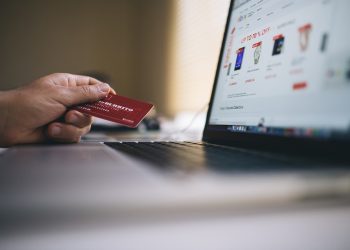 Governo recua e não vai mais taxar compras internacionais até US$ 50