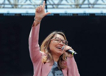 Além da cama e sofá, Janja tentou comprar uma mesa de R$ 200 mil