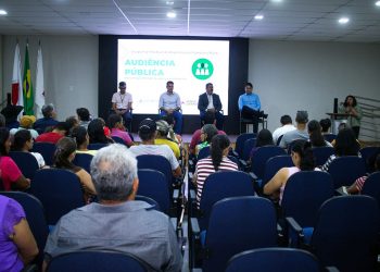 Fabriciano inicia a entrega de títulos de regularização fundiária