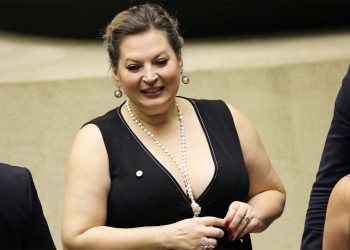 Ex-assessora acusa Joice Hasselmann de rachadinha e assédio moral