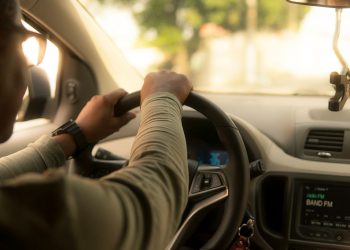 Campanha Maio Amarelo orienta motoristas de Timóteo