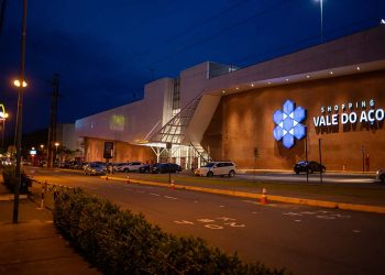 Arquibancada de circo desaba e faz vítimas no Shopping Vale do Aço