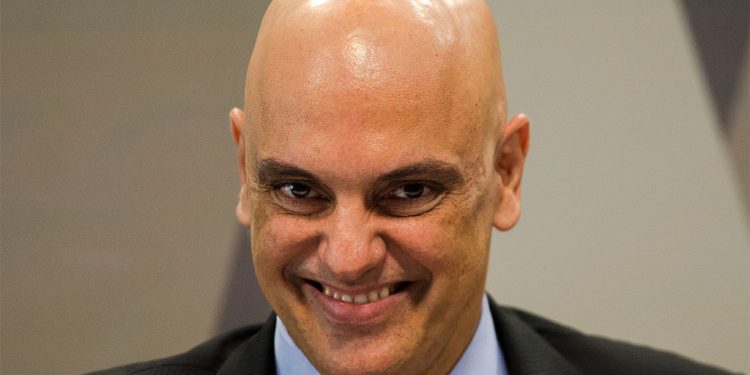 Parlamentares querem que Moraes vá depor na CPMI do 8 de Janeiro