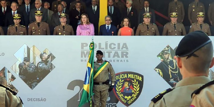 PMMG realiza solenidade em comemoração ao Dia do Veterano