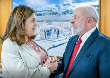 Lula nomeia tesoureira do PT para conselho de Itaipu