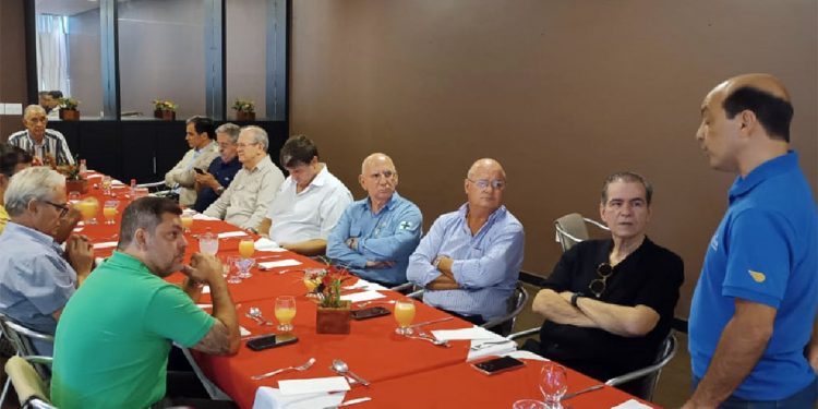 Flytour é apresentada ao Grupo Raízes de Ipatinga