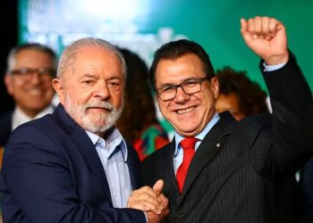Ministro de Lula se autonomeia para conselho com salário de até R$ 28,6 mil