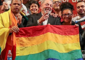 Mulheres diplomatas que apoiaram Lula na eleição dizem estar ‘frustradas’