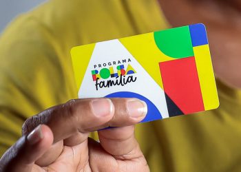 Governo Lula corta quase 2 milhões de beneficiários do Bolsa Família em 2023