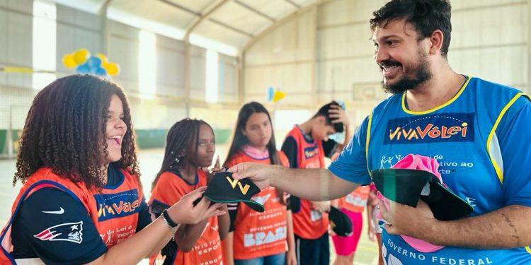 Projeto Viva Vôlei é lançado em Ipatinga