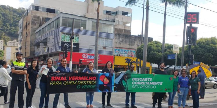 Timóteo promove ação de educação ambiental