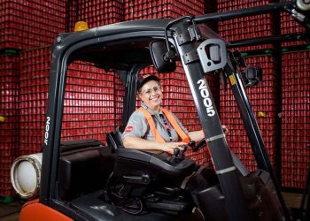 Coca-Cola promove curso de capacitação gratuito para mulheres em Ipatinga