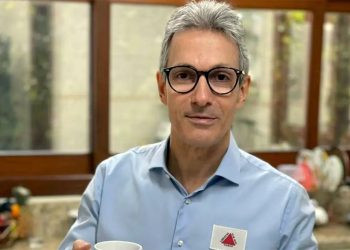 Zema diz que manterá escolas cívico-militares em Minas