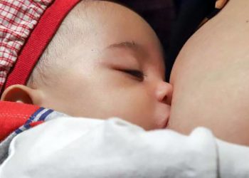 ‘Agosto Dourado’ aborda desafio da amamentação após retorno das mães ao trabalho