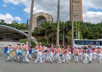 Congado Guarda de Moçambique de Timóteo se apresenta na Bahia