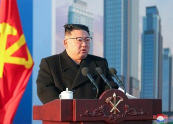 Kim Jong-Un pede que Coreia do Norte se prepare para guerra