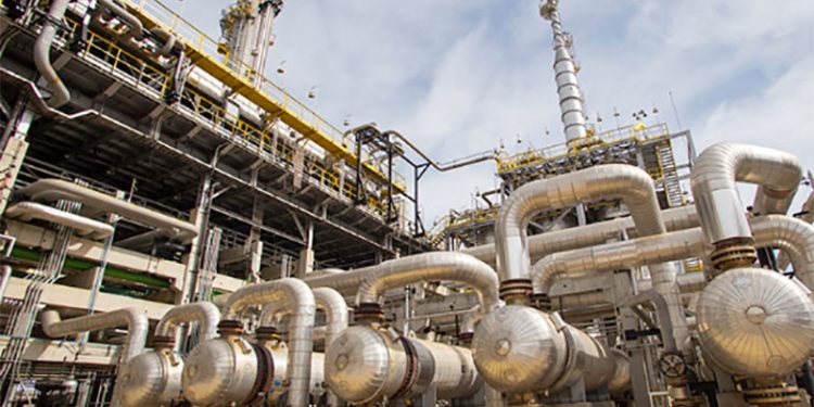 Produção industrial varia 0,1% em junho e fecha semestre em retração