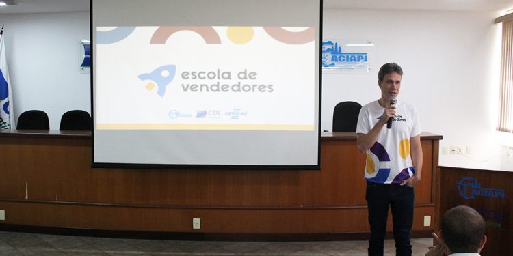 Aciapi, CDL de Ipatinga e Sebrae lançam Escola de Vendedores