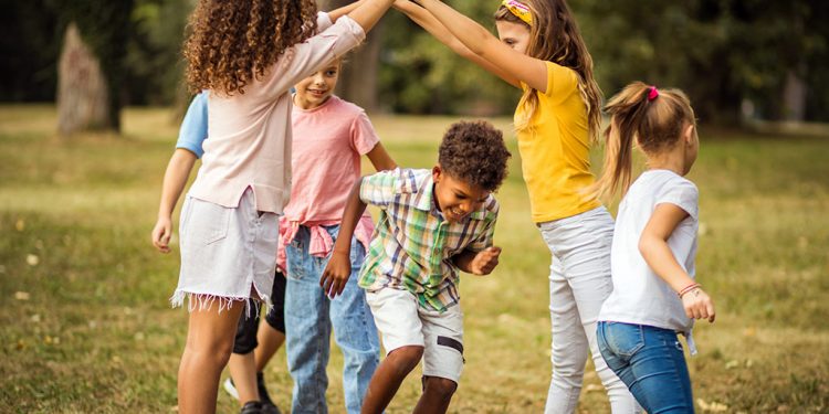 Atividade física na infância para prevenção da obesidade e problemas posturais